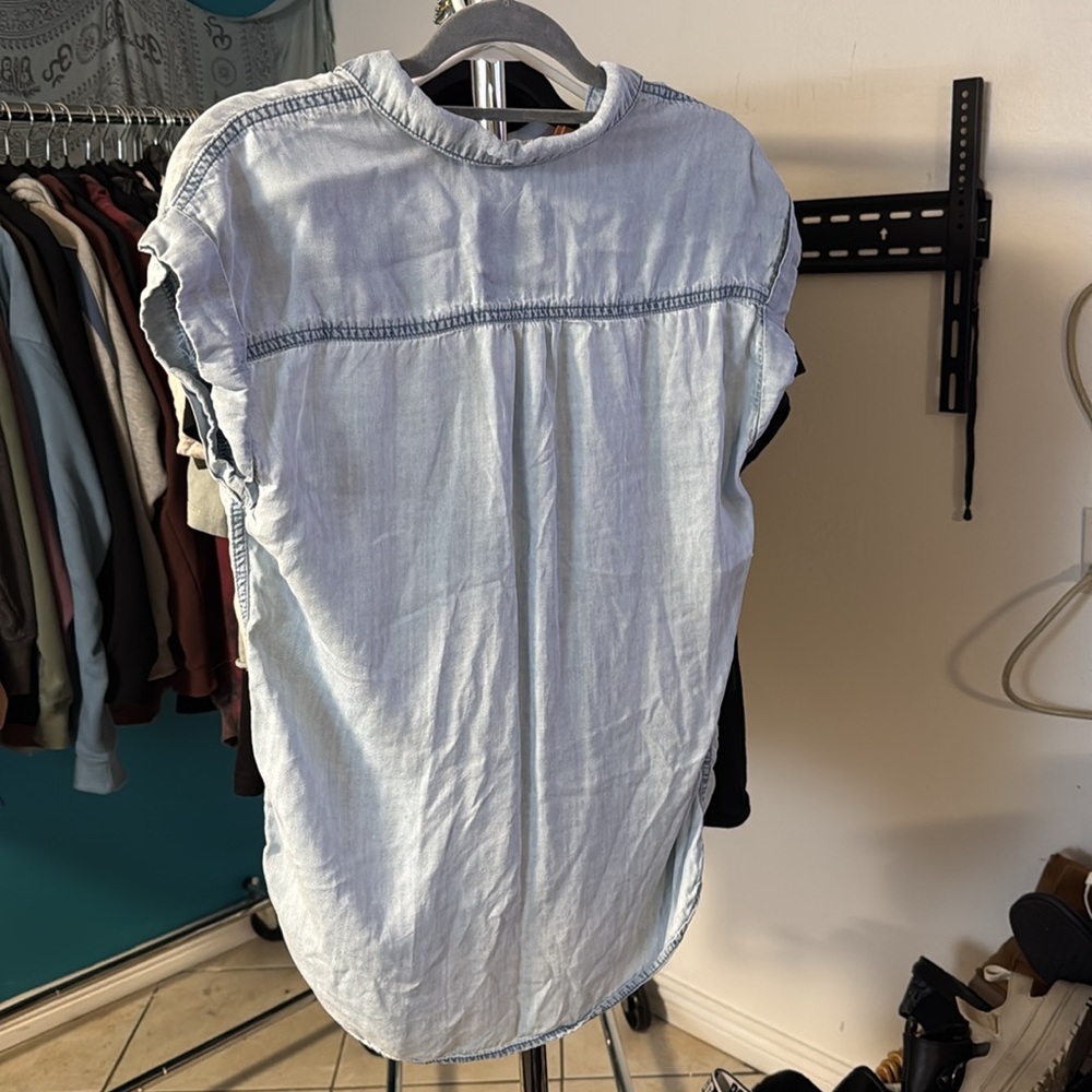 Button up vest - Picture 3 of 3